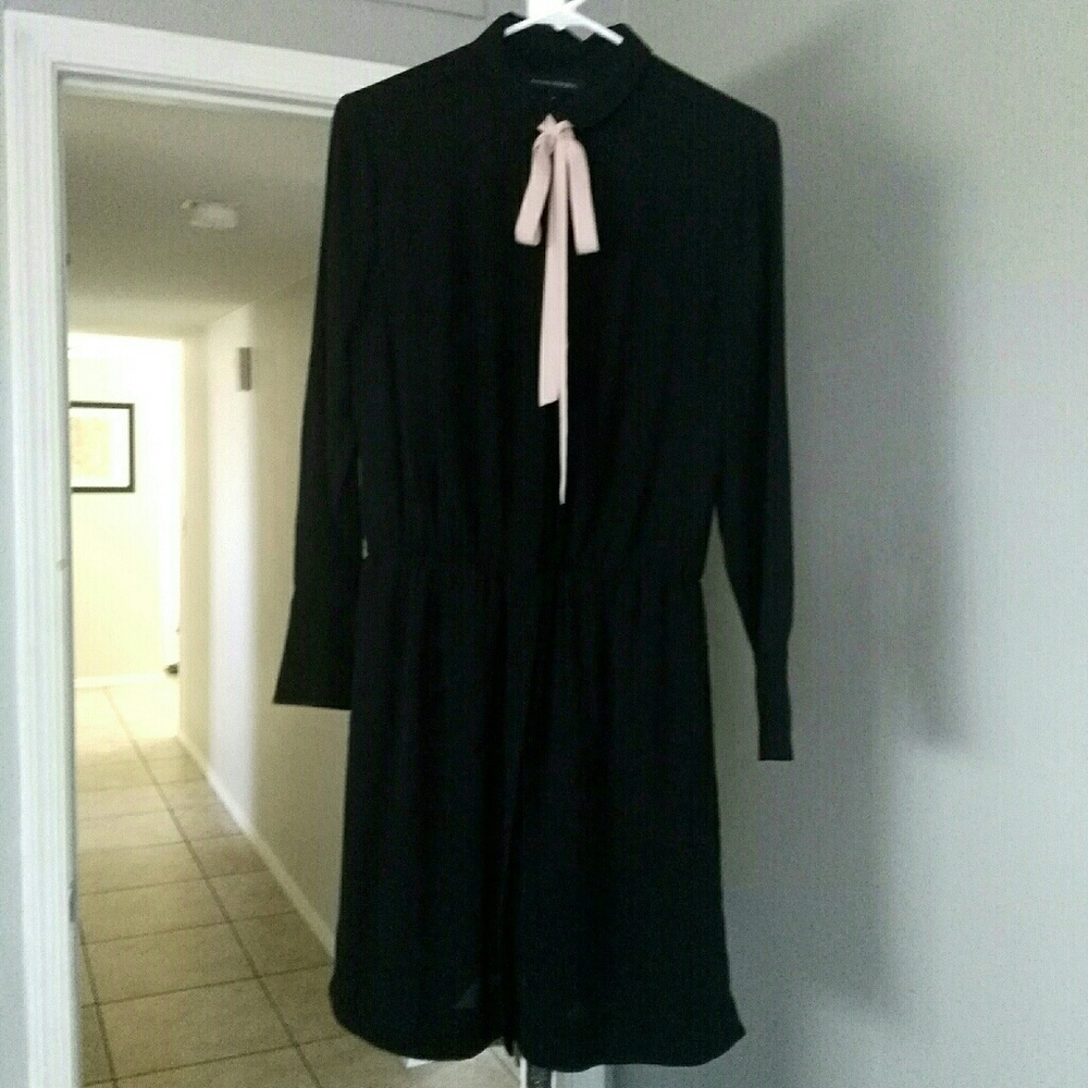 Banana Republic Black Dress with Pink Tie Size 4
